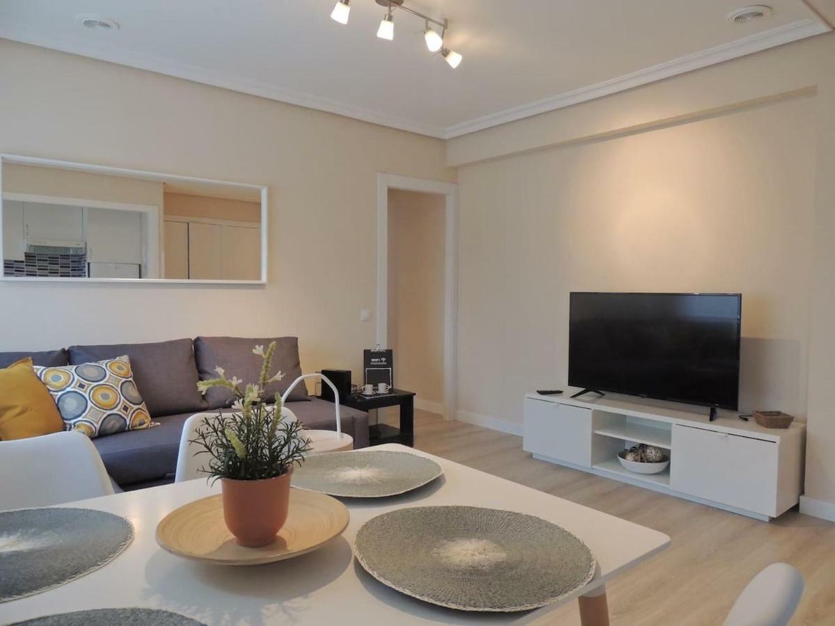 Casa Petra By Delabra Apartments オビエド エクステリア 写真